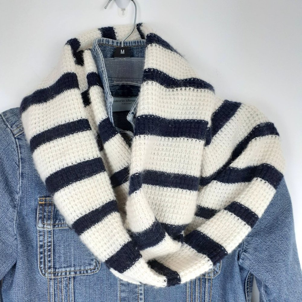 J Crew Wool Blend Infinity Scarf. Blue Ivory Nautical Fisherman Stripe One Size2
